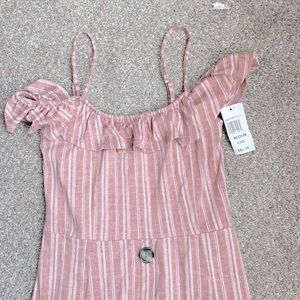 Off the shoulder beautiful midi dress